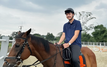 Tempat Pacu Kuda Baru Avalon Stable di Sentul