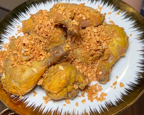Hidden Kuliner Baru di Bogor: Ayam Goreng Bawang Putih Dekat Stasiun Paledang!