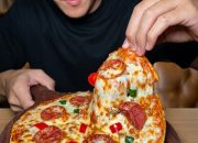 Kertas Coffee Tawarkan Pizza Keju Melimpah Cuma 38 Ribuan!
